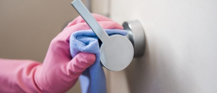 hand-cleaning-door-handle